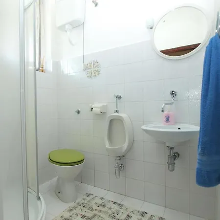 Apartment Tigo - 2 Bedrooms, 2 Bathrooms, Terrace And Big Garden *