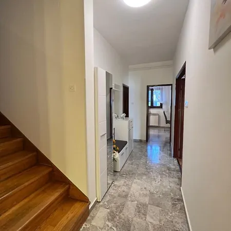 Tigo - 2 Bedrooms, 2 Bathrooms, Terrace And Big Garden Apartment